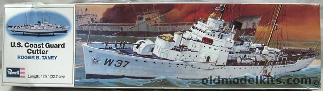 Revell 1/301 USS Roger B Taney Coast Guard Cutter (ex-USS Campbell), H405 plastic model kit